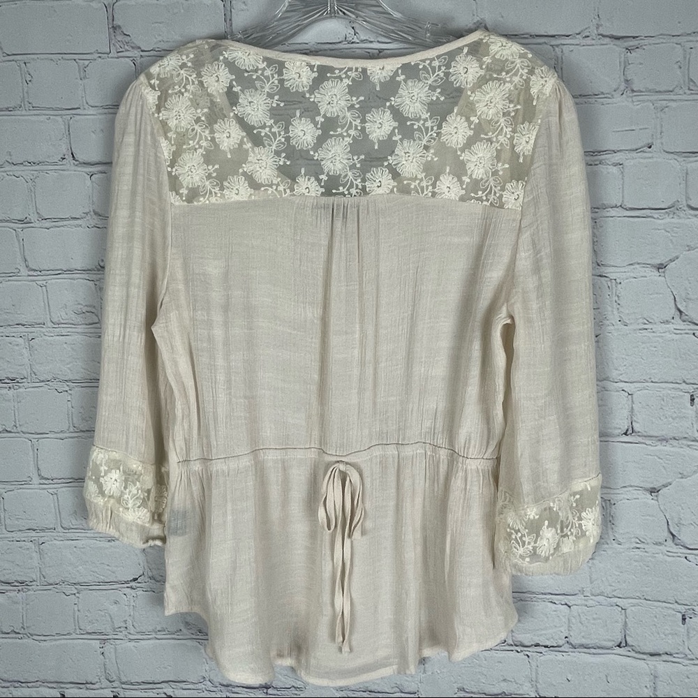 EM women's lightweight beige peasant style boho 3/4 sleeve top lace, size M - Picture 13 of 16